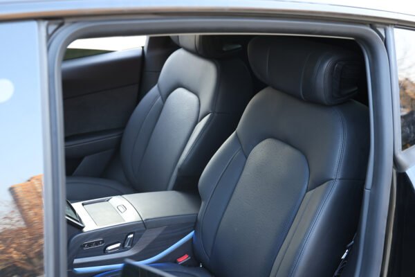 Suitable for Tesla Model Y modification and upgrade SUV aviation seat multi-function smart cockpit - 图片 4